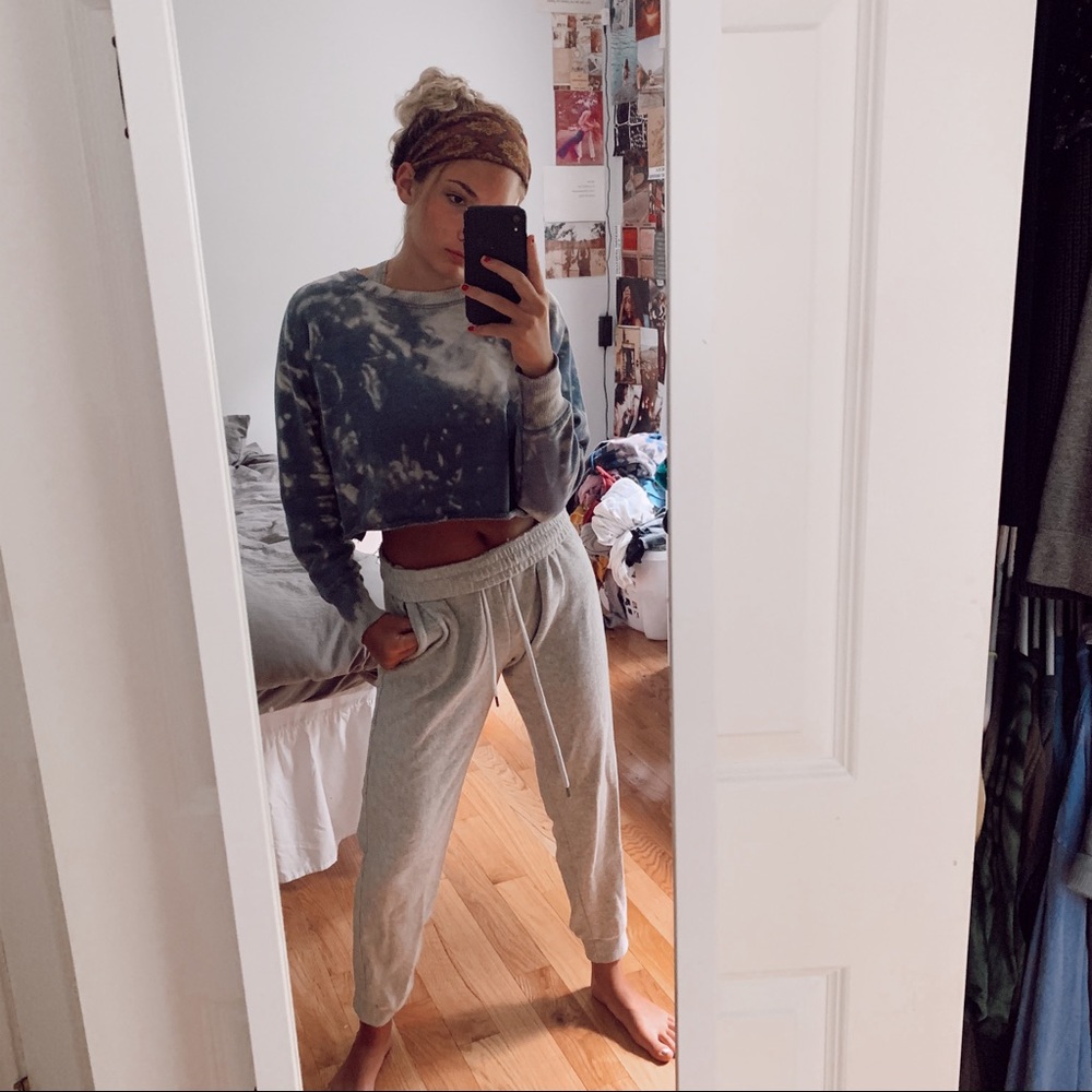 One of a kind, Tie-Dye Cropped Crewneck